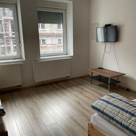 Monteur-Apartment Am Bahnhof Muhlheim am Main المظهر الخارجي الصورة