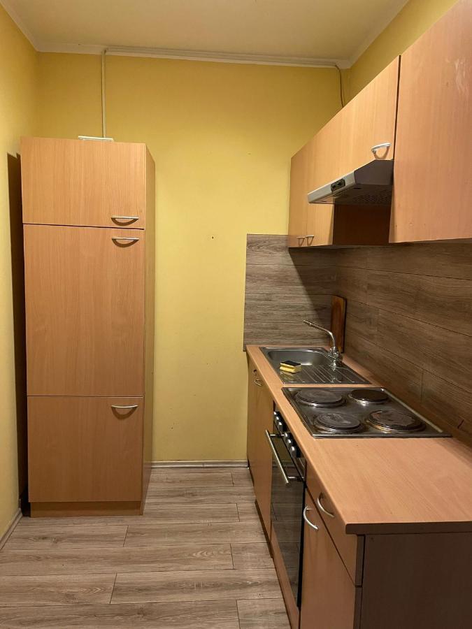 Monteur-Apartment Am Bahnhof Muhlheim am Main المظهر الخارجي الصورة